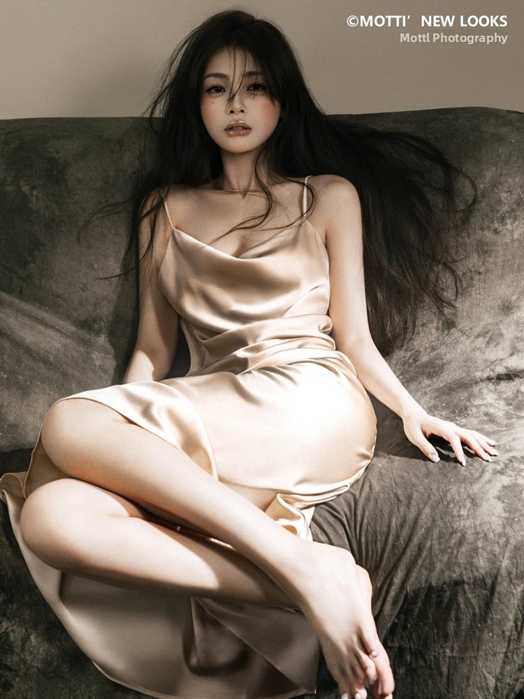 Photography Lighting For Portraits - 2026年新作スタジオポートレート写真 冷たい雰囲気の光と影 感情表現 ホームガール パーソナルアート写真 衣装