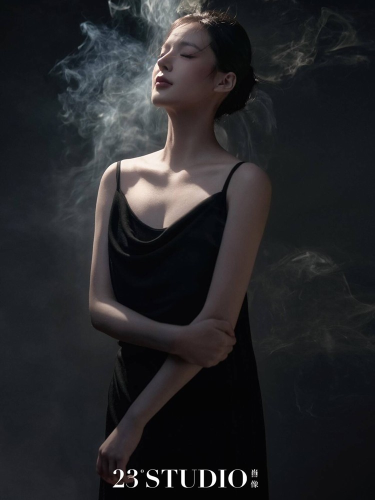 Photography Lighting For Portraits - 2026年新作韓国風ハイエンド感覚ライトフォトグラフィー服ポートレート感情ガールズフォトグラフィースタジオファッショナブル女性向け