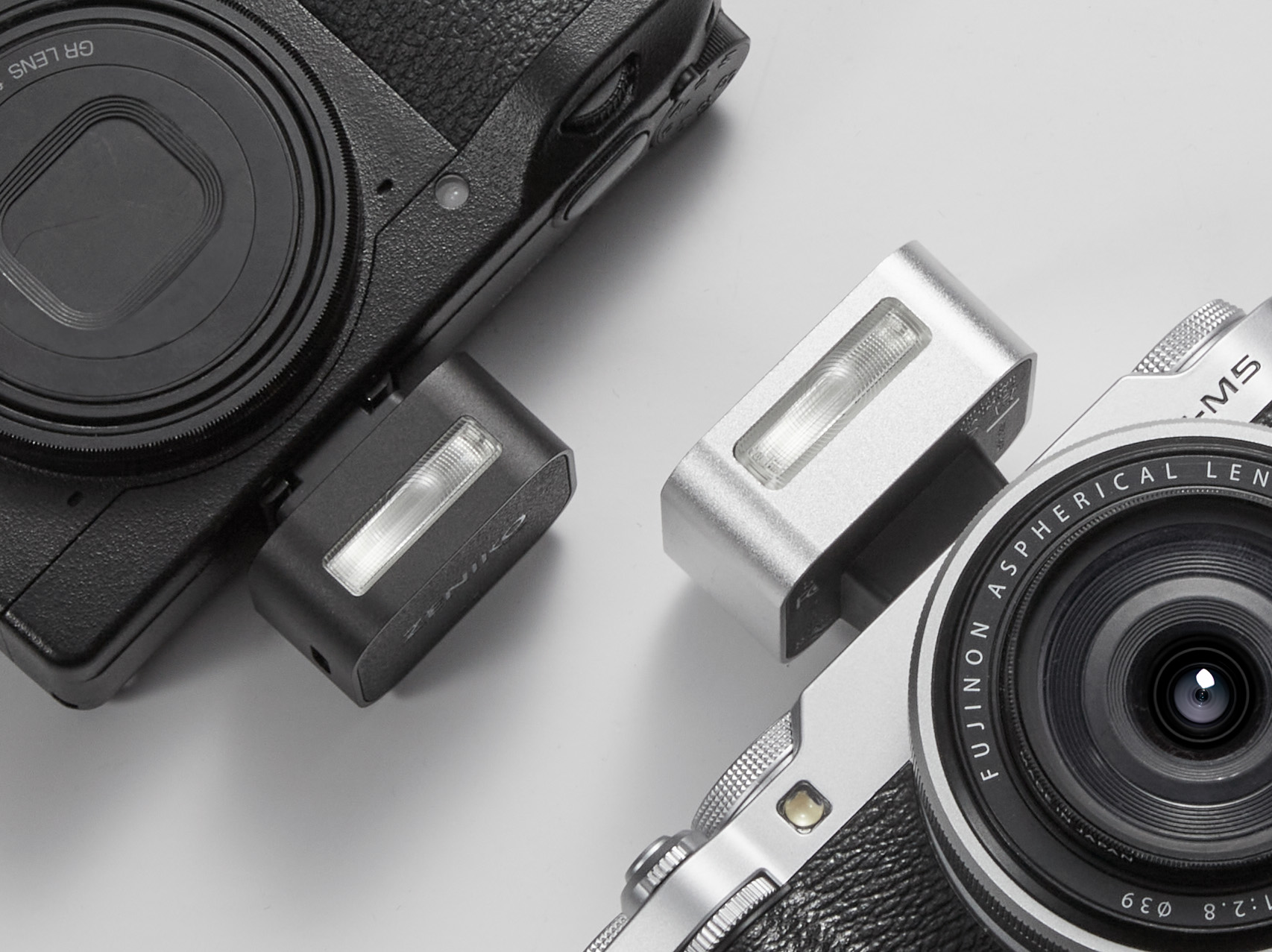 Zeniko-ミニレトロカメラフラッシュライト,ユニバーサル - Fujifilm Camera X-T5 のレビューと価格